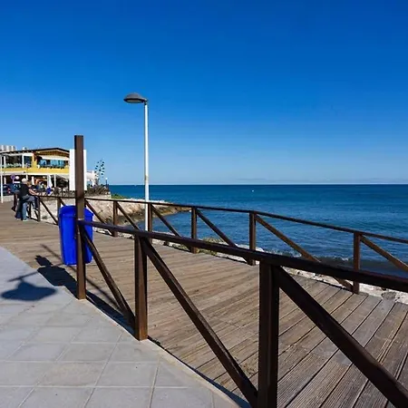 Fantastic Location - Ground Floor In Walking Distance To The Appartamento
