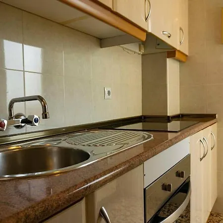 Appartamento Fantastic Location - Ground Floor In Walking Distance To The *